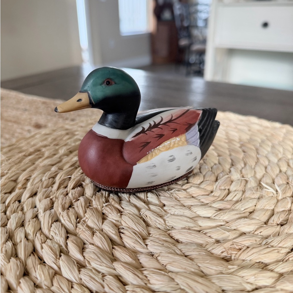 JASCO Mallard Duck Figurine & Lint Brush (with patent pending original sticker)